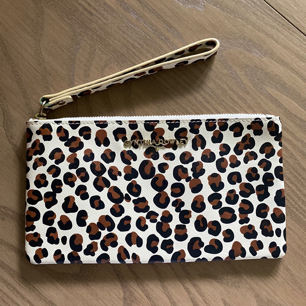 Cynthia Rowley leopard wristlet / clutch